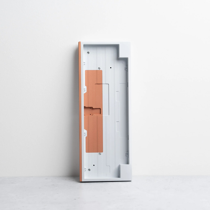 Tempo Chassis - Finish:White